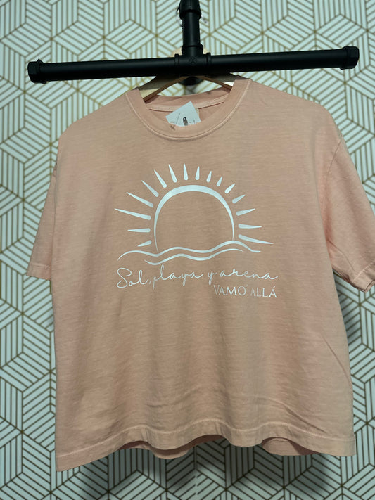 "Sol, Playa y Arena" -not so- Cropped Tee